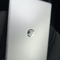 HP Touchscreen Laptop i5