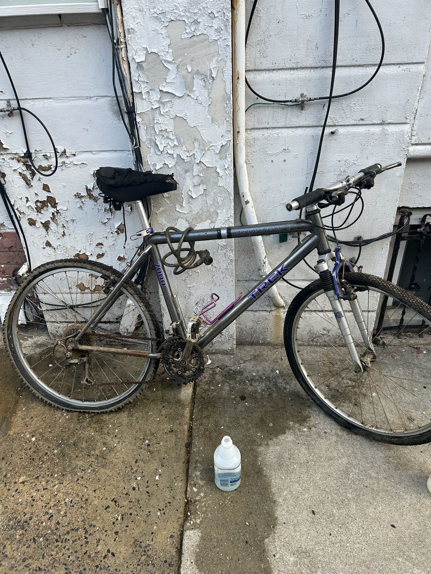 Trek 7000 mountain bike, likely from the mid-1990s.