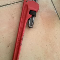 Pipe Wrench 18 Inch Husky Used 