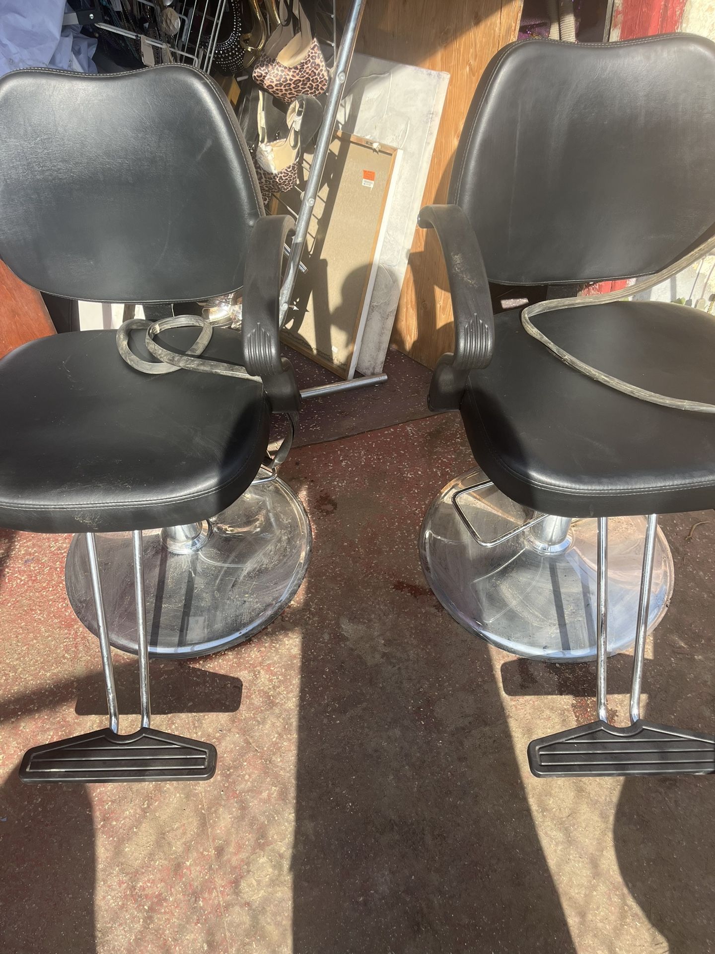Chairs For Hair stylist Or Barber Chairs