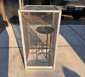 Chameleon/Reptile Enclosure