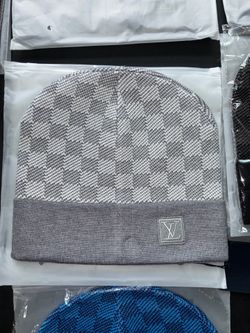 Grey pattern knit beanie