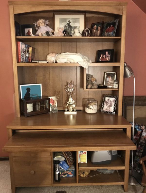 Ethan Allen computer desk with hutch and side for Sale in