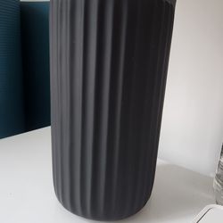 Matte Black New Ceramic Vase 5in Dia. x 9 1/2in High Tjmaxx