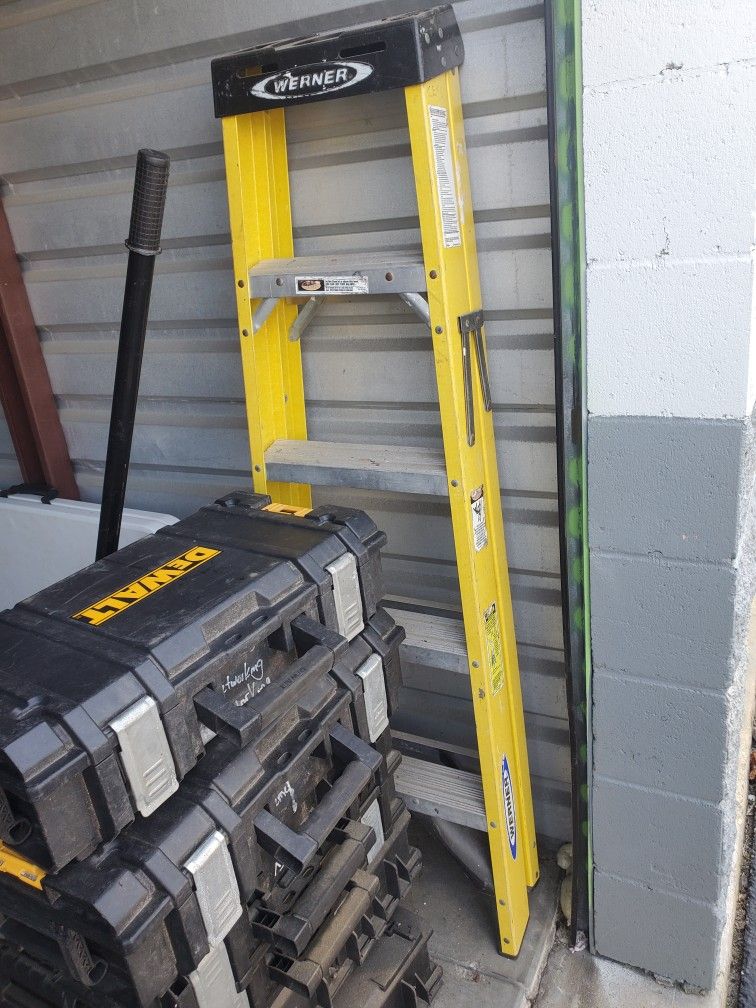 Warner 5 Foot Ladder