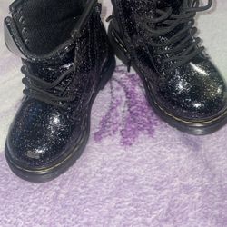 Dr. Martens Glitter Boot Size 7(Toddler)
