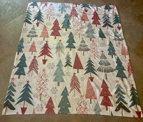 New Christmas Tree Blanket. Beautiful and Soft