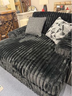 Awesome Style Chaise Lounge Chairs @ FURNITURE LOVE ❤️