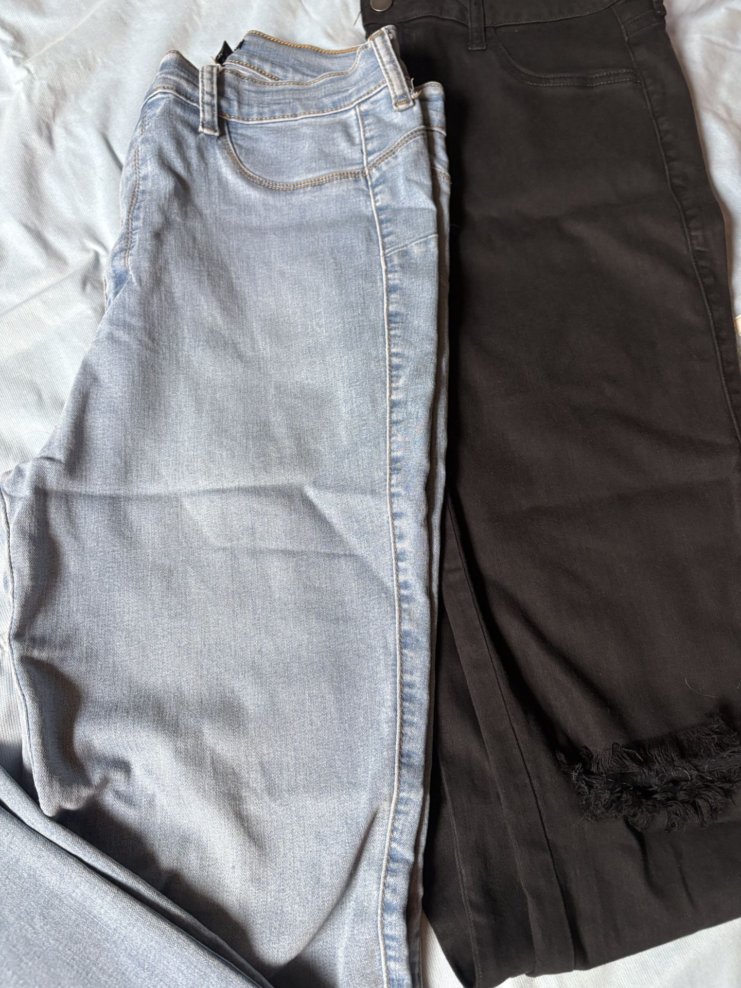 Woman’s fitted Jeans 2pairs /size 13/ 12.00 pick up