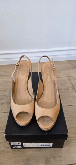Beige Cole Haan Leather Peep-Toe Slingback High Heels Women's Shoes. Size 7. In Great Condition.