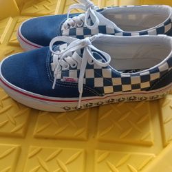 sz 6.5 women VAN NEW ERA $5