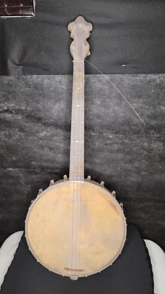 Old 4 String Gretsch Banjo