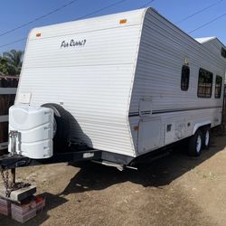 2000 Carson Fun Runner Toy Hauler 