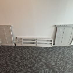 Twin size toddler bed