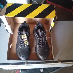 Avia Sneakers Size9 Wide