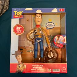 Toy Story Roundup Fun Woody Figure