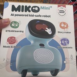 Mini miko robot