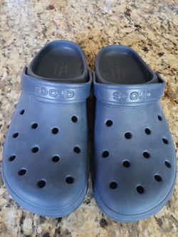 Crocs blue,size m12