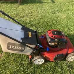 Toro 22” Self Propelled Lawn Mower 