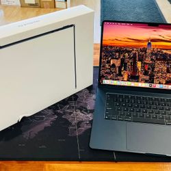 Apple MacBook Air 15” M3 2024 16GB 500GB With Box