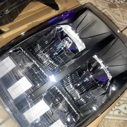 Chevy Silverado 2007-2013 Headlights 