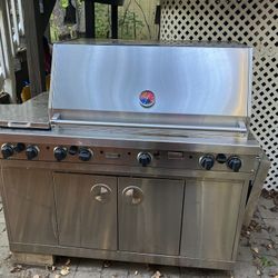 Viking Grill Stainless Steel With 2 Burners . Works Great!