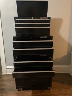 Craftsman rolling tool box