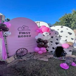 Make Lasting Memories with Chic Balloon Arrangements! attention rock