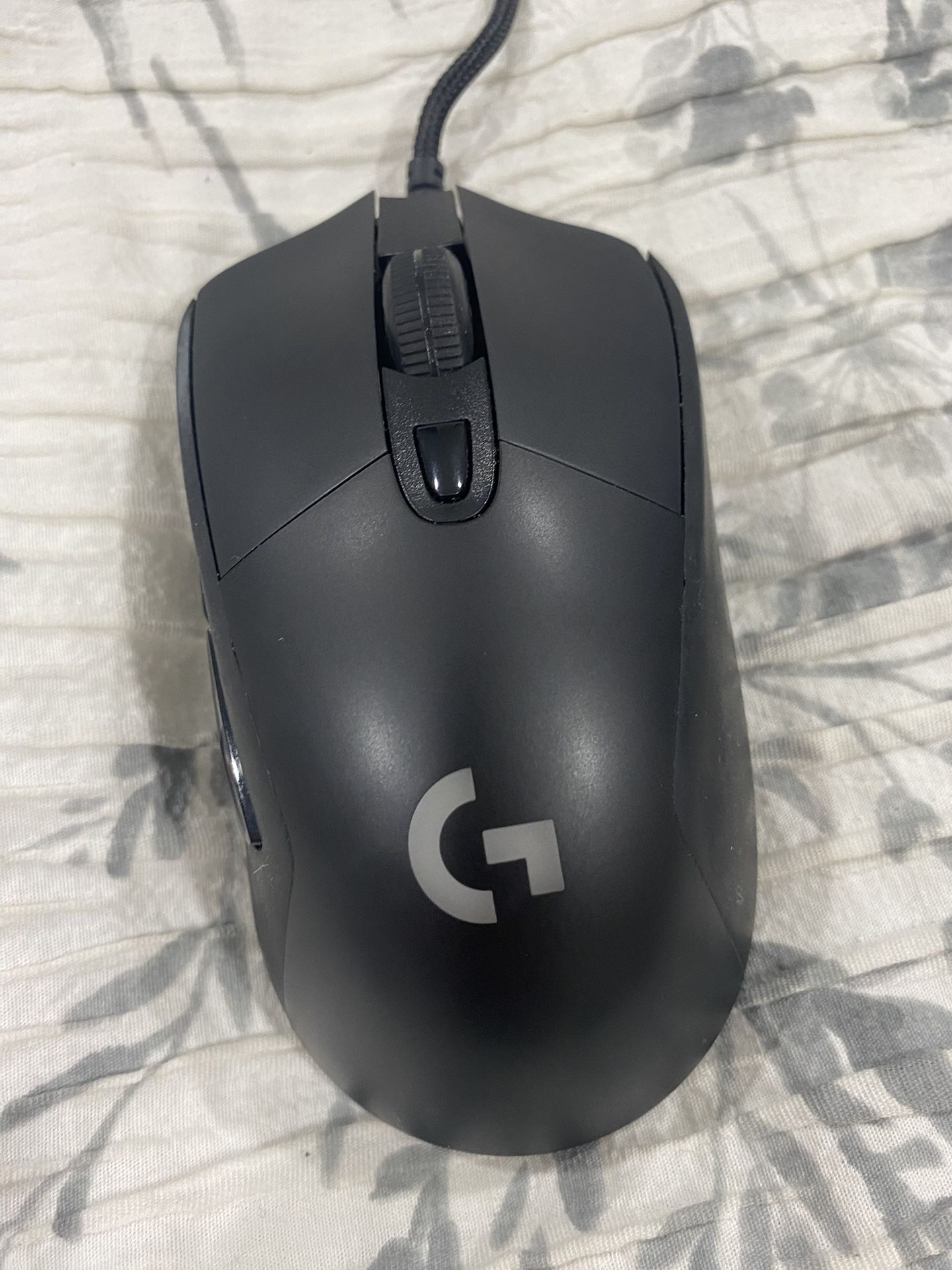 Logitech G403