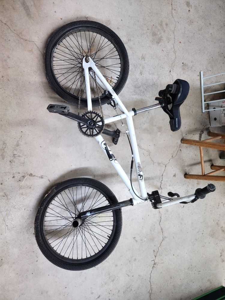 Awesome b m x Bike ! $100