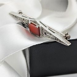 VINTAGE 6.58gr Sterling Silver Red Carnelian Marcasite Art Deco Style Pin Brooch 