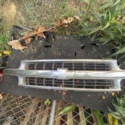 Silverado Bubble Eye Grill 2002/ Part