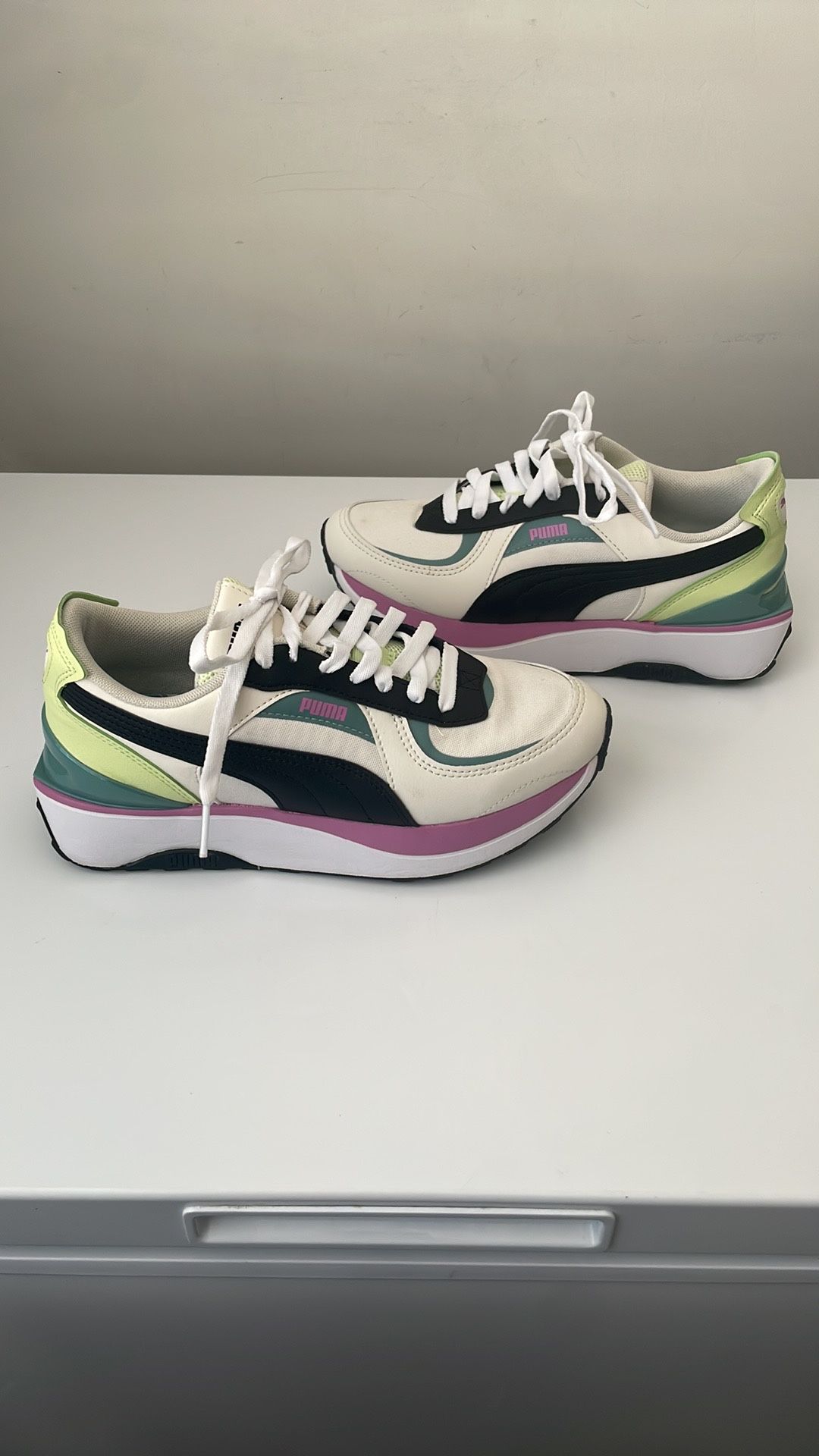 PUMA Sneakers Cruise Rider Nu Pop 389924 02 Women's size 7.5