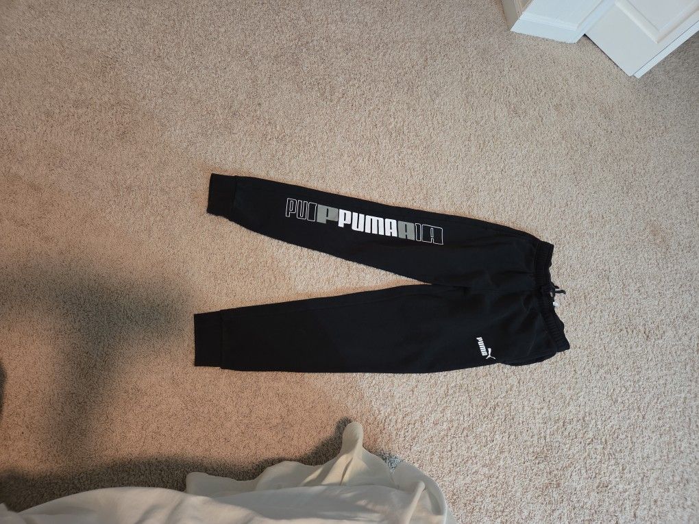 Puma Boys Sizs Large 