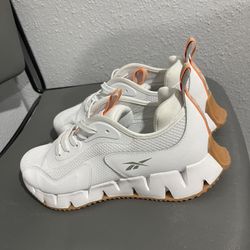 Zapatos De Hombre Reebok Nuevos Size Talla Número. 10 / 1/2