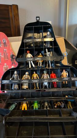 Kenner Star Wars First 12 Action Figures W/vader Case