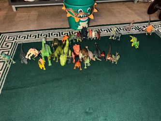 35-Piece Dinosaur Toy Collection