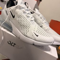 Air Max 270 Siz 9 .5 Men’s 