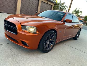 2011 dodge charger R\T 345 hemi