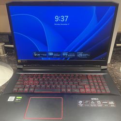  Nitro 5 Gaming Laptop