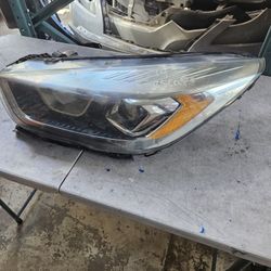 Ford Escape Left Headlight Lid Oem 