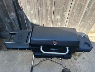 Masterbuilt portable charcoal grill