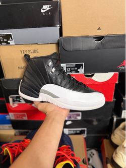 Jordan Playoff 12s size 11 VNDS