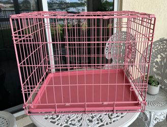 Dog Pet Cage Pink in great condition Length 24” Height 19” Width 16 1/2”
