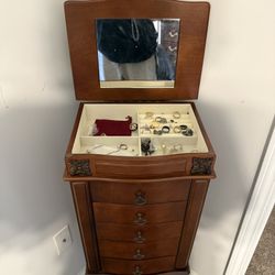 Standing Jewelry Cabinet 