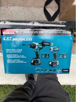 Makita 18V Brushless combo drill kit