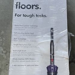 Dyson Slim Ball Animal Vacuum 