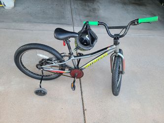 Specialized 20in riprock kids with helmet
