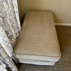Couch Sofa Seat - Like A New 