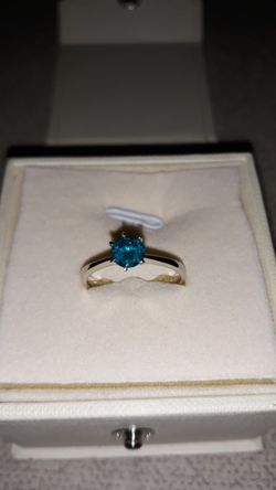 1/2 ct. Blue Diamond white gold ring size7